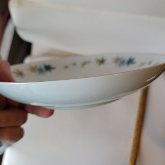 Vintage Grant Crest Four Seasons Bowl ~ MCM ~ Pretty Blue & Tan Leaf Pattern - Picture 3 of 9